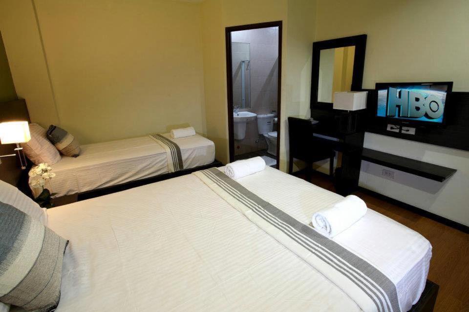 סן פדרו מקאטי Makati Boutique Hotel Near Naia Airport Terminal 3 Edsa Pasay Cbd מראה חיצוני תמונה