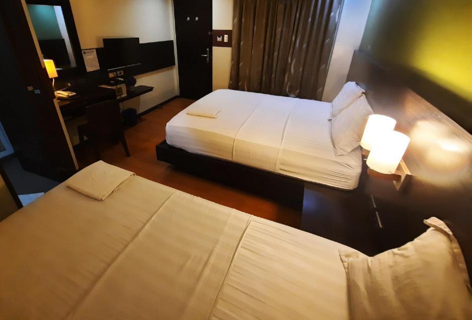 סן פדרו מקאטי Makati Boutique Hotel Near Naia Airport Terminal 3 Edsa Pasay Cbd מראה חיצוני תמונה