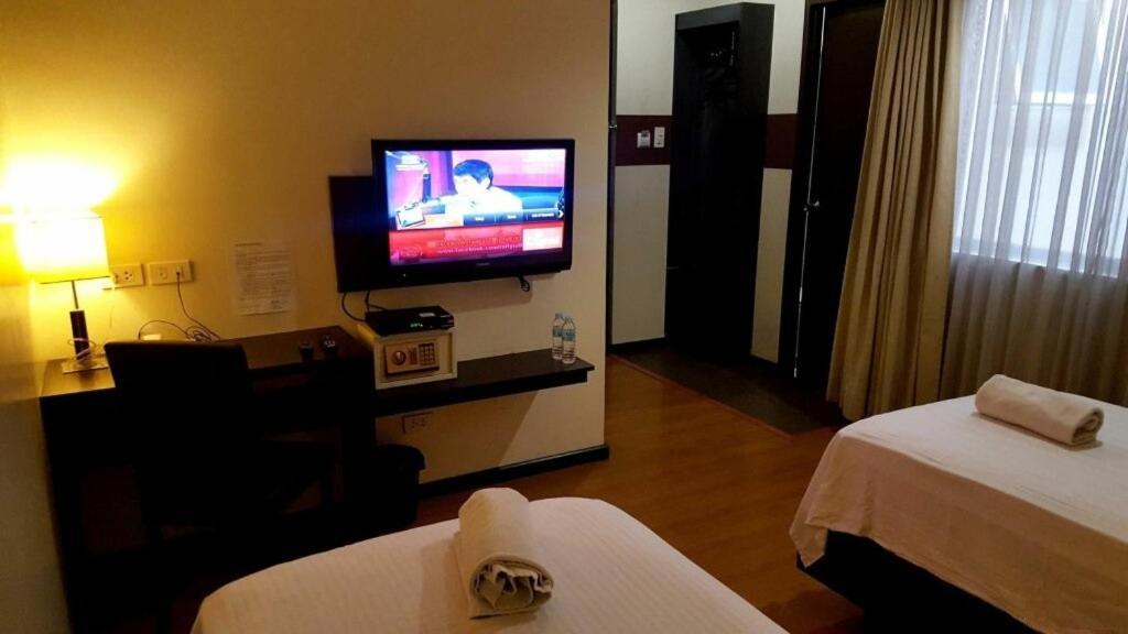 סן פדרו מקאטי Makati Boutique Hotel Near Naia Airport Terminal 3 Edsa Pasay Cbd מראה חיצוני תמונה